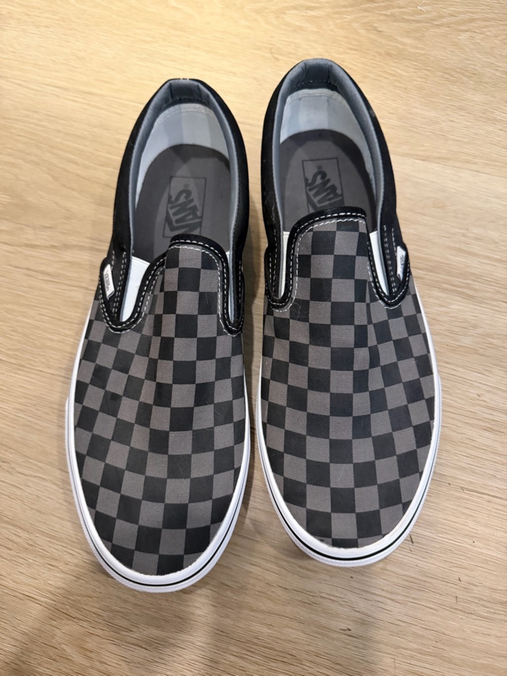 Vans Classic Slip-On Checkerboard in Black/Grey mens 10